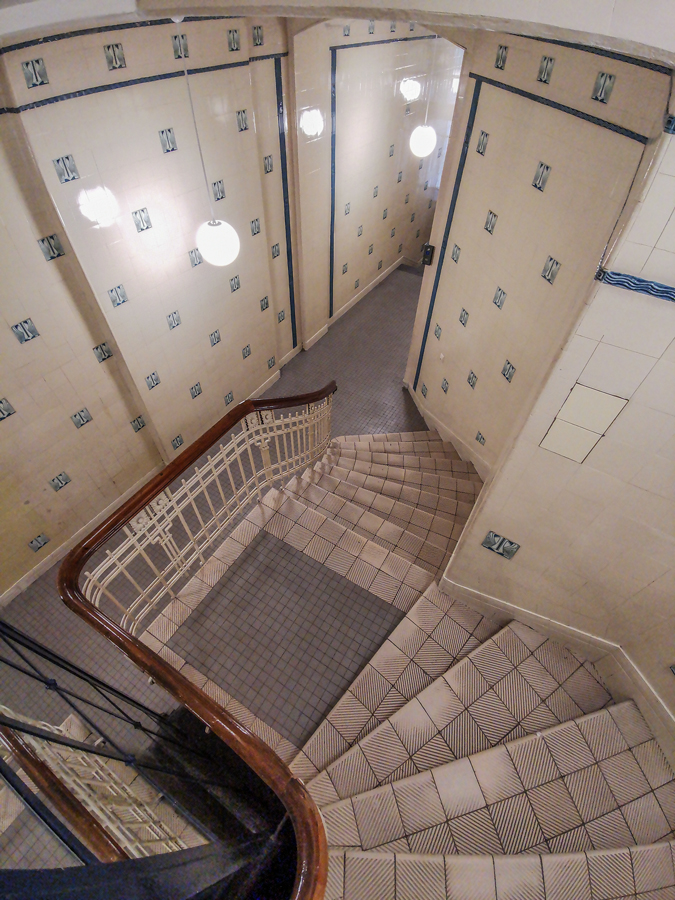 kontorhaus-poststrasse-hamburg-treppe--by-abendfarben