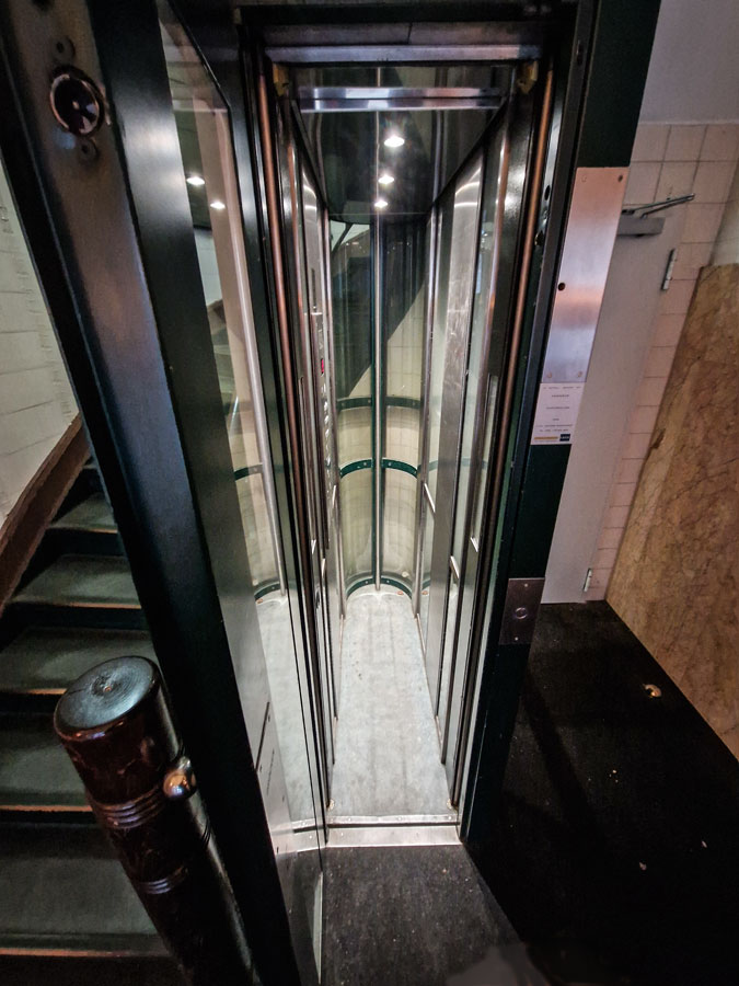 kleinster-lift-hamburg-by-abendfarben