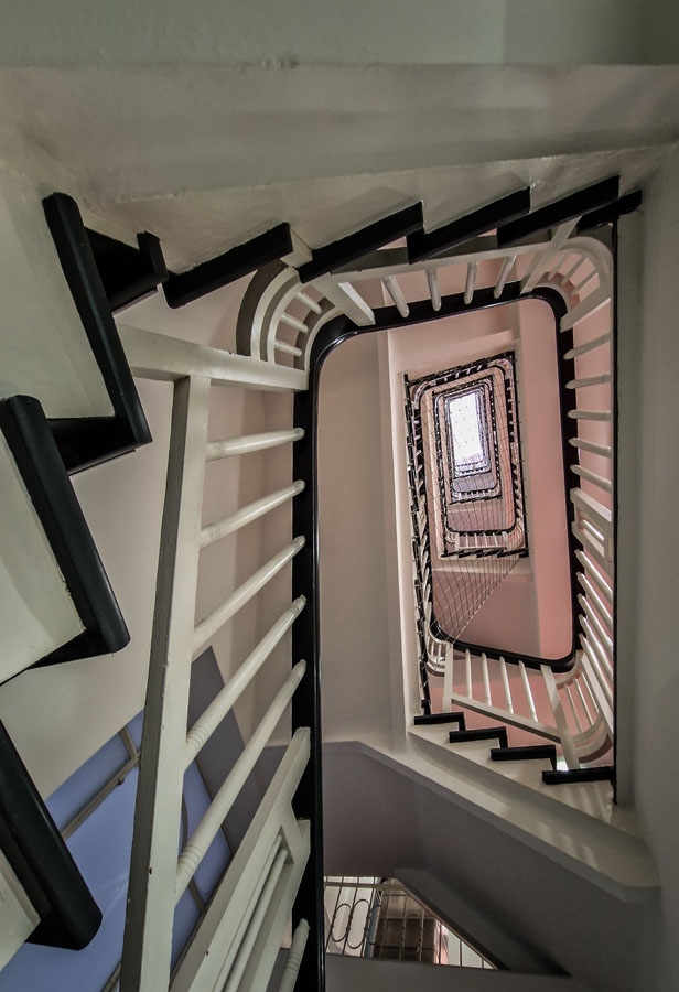 kontorhaus-katharinenbruecke-treppen-by-abendfarben