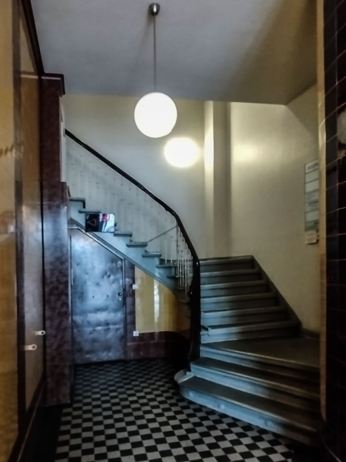 kontorhaus-jungfernstieg-hamburg-eingang-by-abendfarben